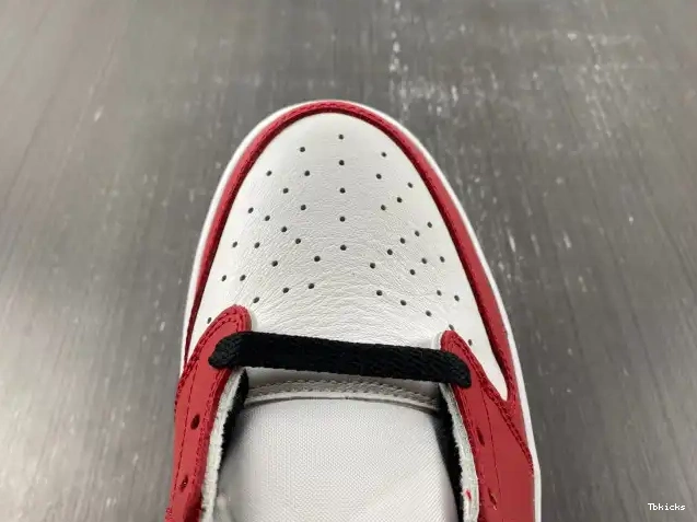 Reps TBK Retro 705329-600 1 Jordan Low Air Chicago 0625